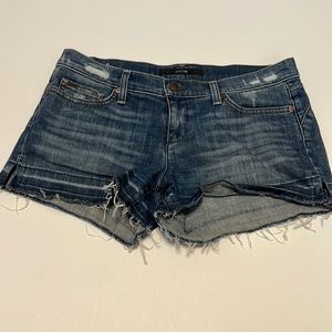 Joe’s denim short size 28